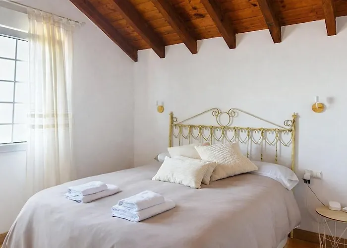 Villa En La Playa Con Vistas Al Mar Y Jardin Santander